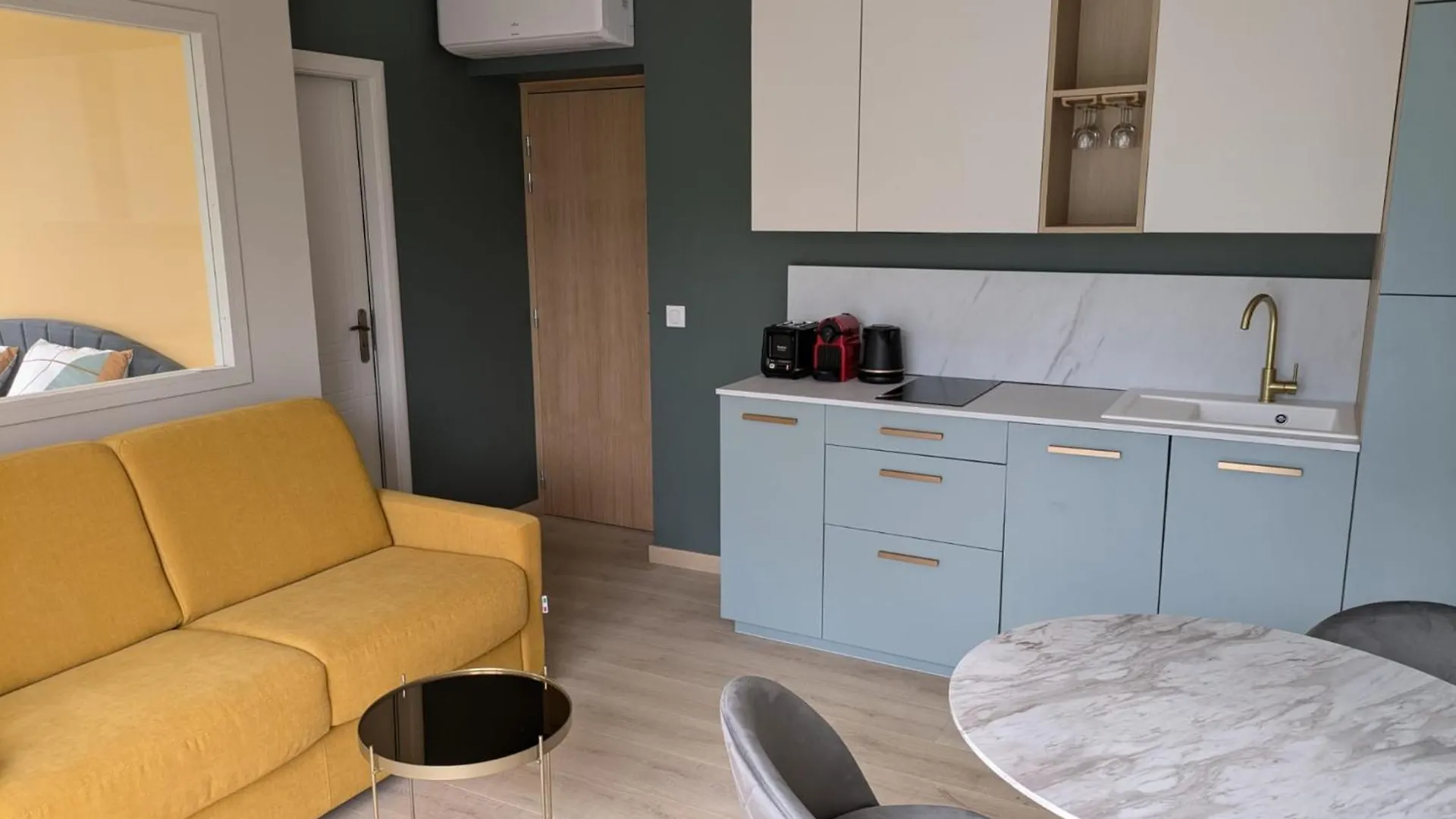Apartment La Villa Du Petit Port - Appartements & Chambres Aix-les-Bains