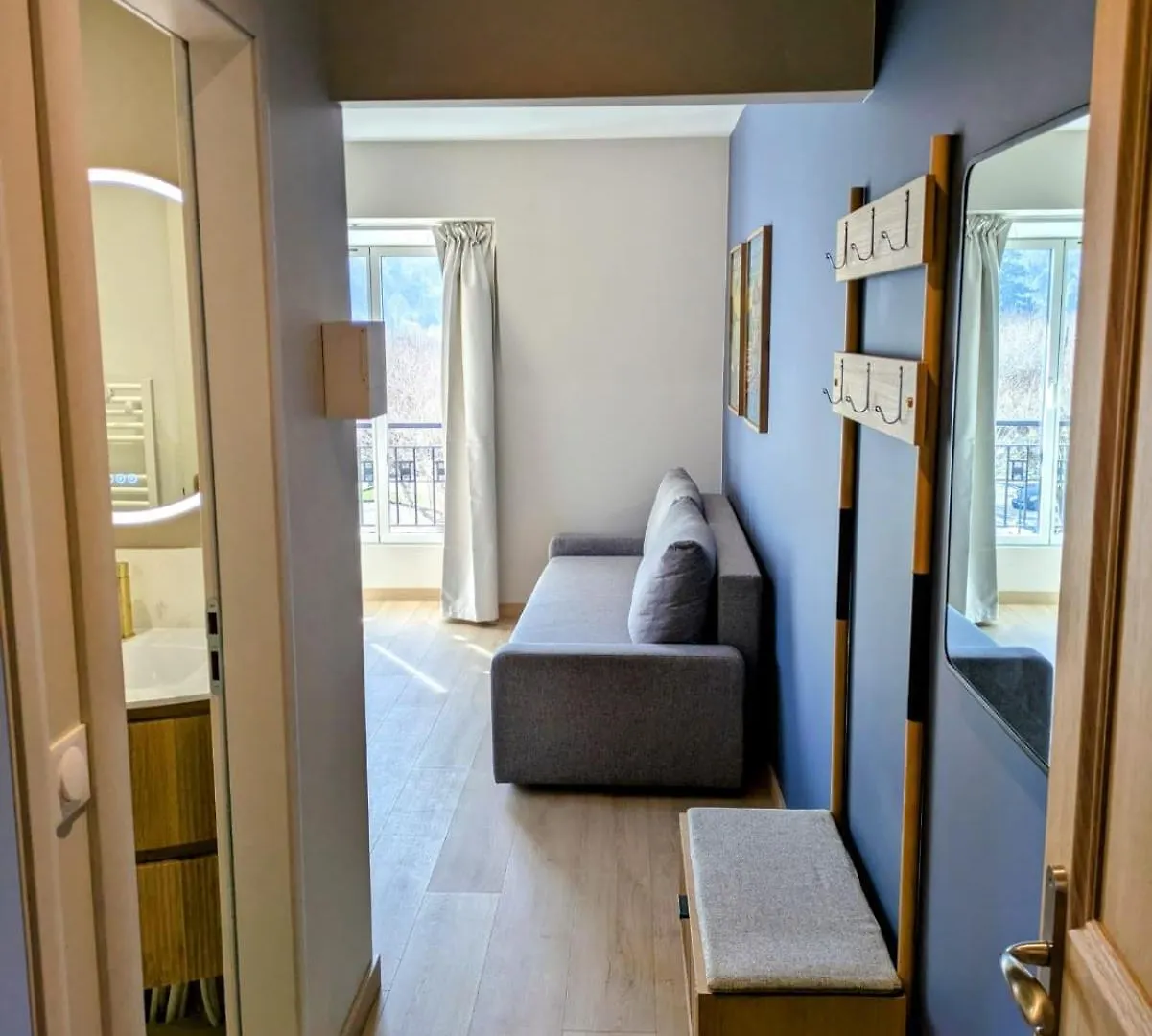 La Villa Du Petit Port - Appartements & Chambres Aix-les-Bains Apartment