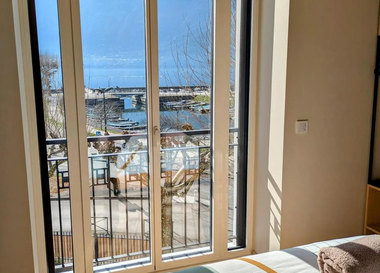La Villa Du Petit Port - Appartements & Chambres Aix-les-Bains