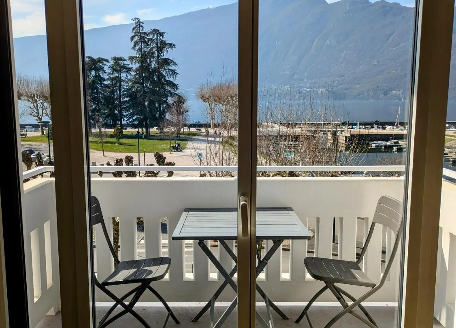 La Villa Du Petit Port - Appartements & Chambres Aix-les-Bains 0*,  France