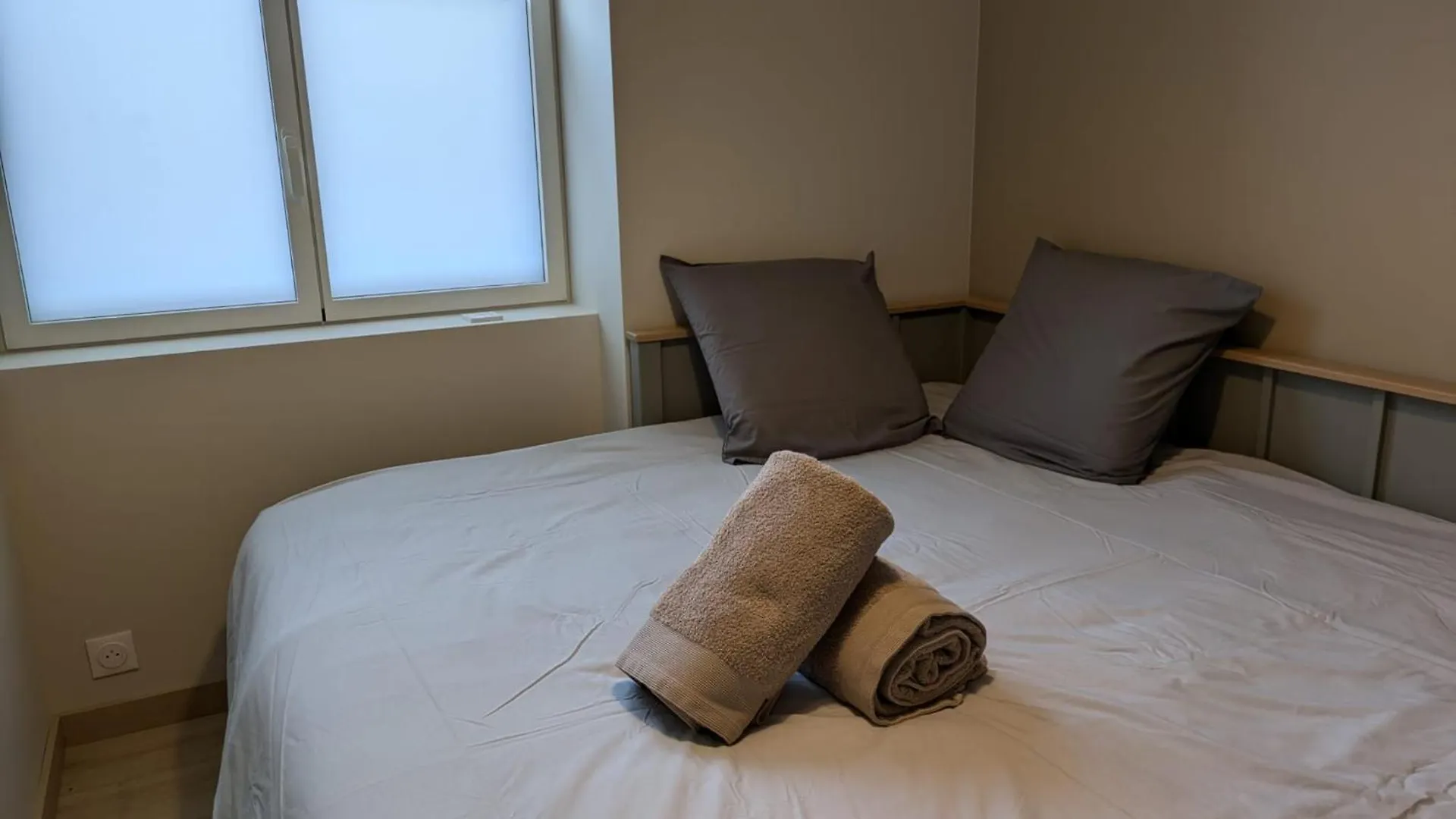 La Villa Du Petit Port - Appartements & Chambres Aix-les-Bains